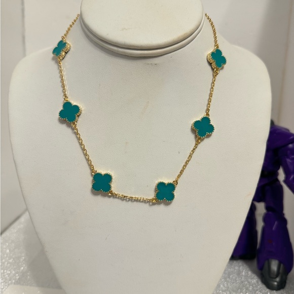 MONTY STATEMENT NECKLACE - Picture 13 of 14